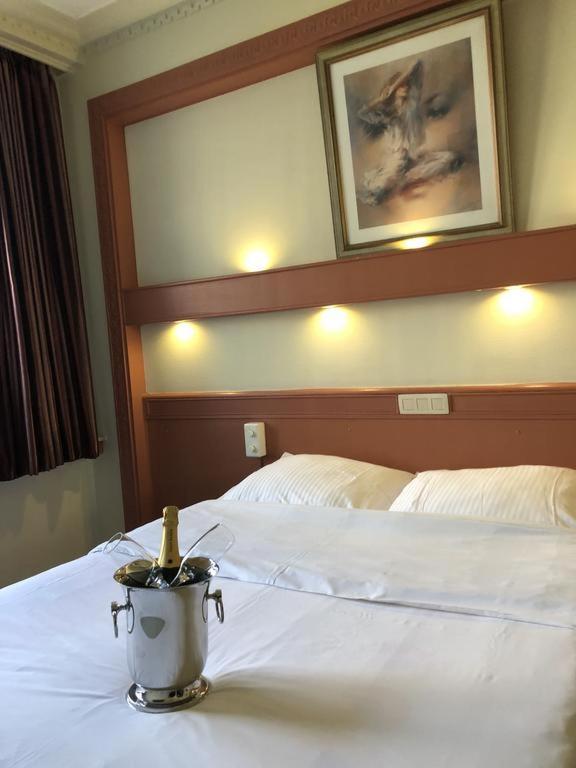 Beaux Arts Hotel แอนต์เวิร์ป ภายนอก รูปภาพ