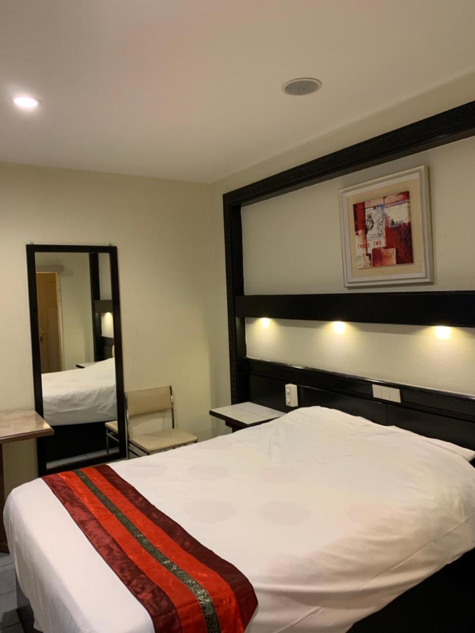 Beaux Arts Hotel แอนต์เวิร์ป ภายนอก รูปภาพ
